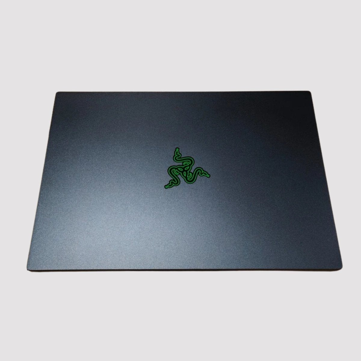 Razer Blade 14 AMD Ryzen 9 6900HX RTX 3080 Ti 16GB RAM 1TB SSD QHD 165Hz image 4