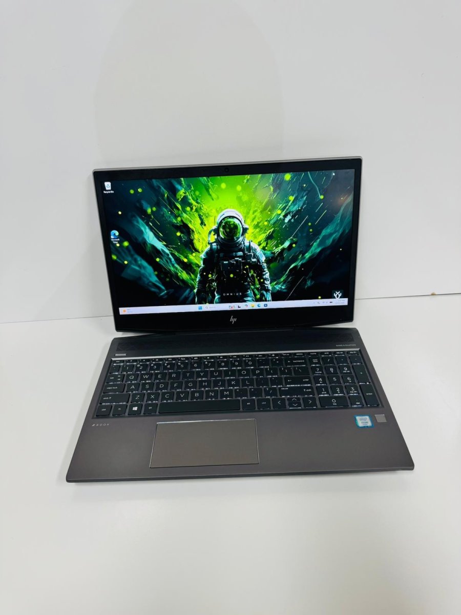 HP ZBook 15v G5 Xeon E-2176M 32GB RAM 512GB SSD Quadro P600 4GB Workstation image 4