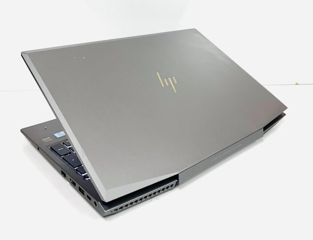HP ZBook 15v G5 Xeon E-2176M 32GB RAM 256GB SSD Quadro P600 4GB Workstation image 3